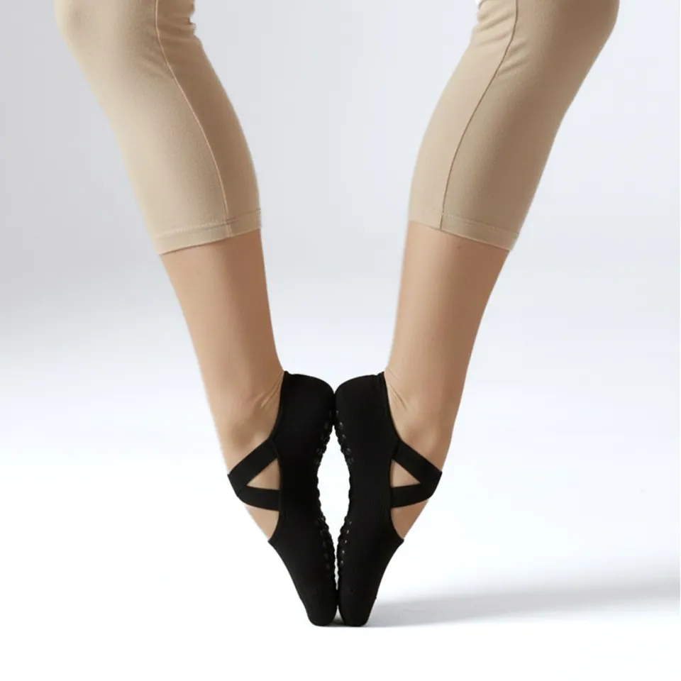 Chaussettes de Pilates antidérapantes beiges ou noires, vue 6