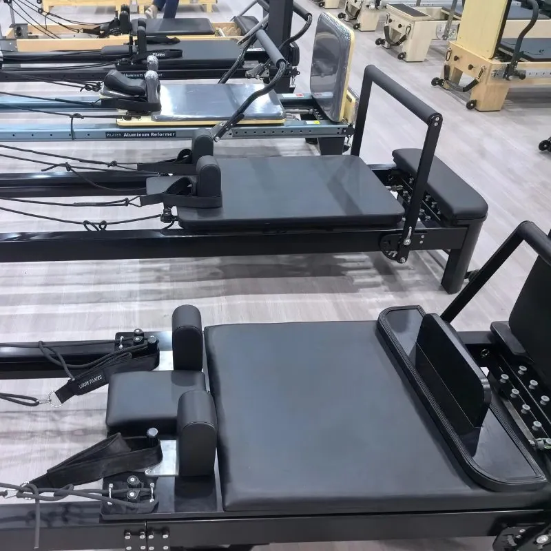 Reformer Pilates en aluminium Basalte, vue 3