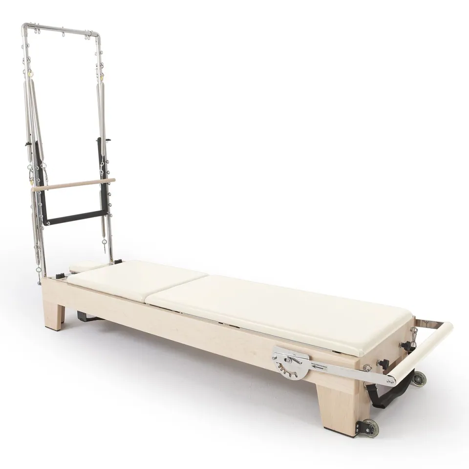 Reformer Pilates en bois avec tour empilable Horizon, vue 4